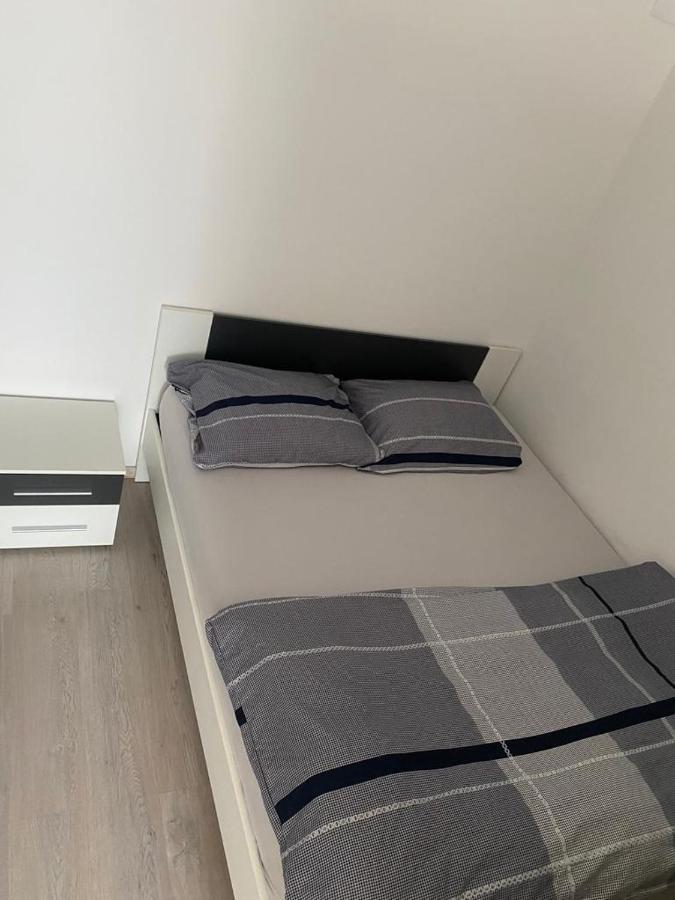 Apartment Vrbani Zagreb Ngoại thất bức ảnh